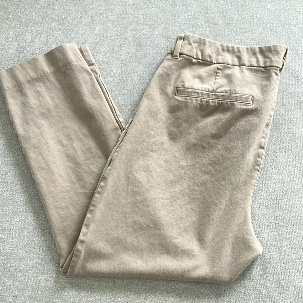 Old Navy Tan Pixie Straight Legs